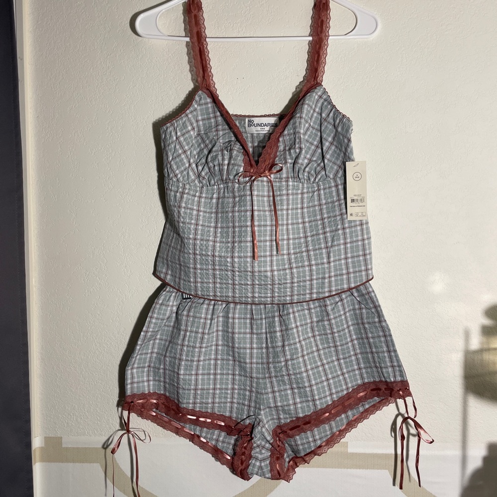 NWT No Boundaries Rust Lace Plaid Set - Size S